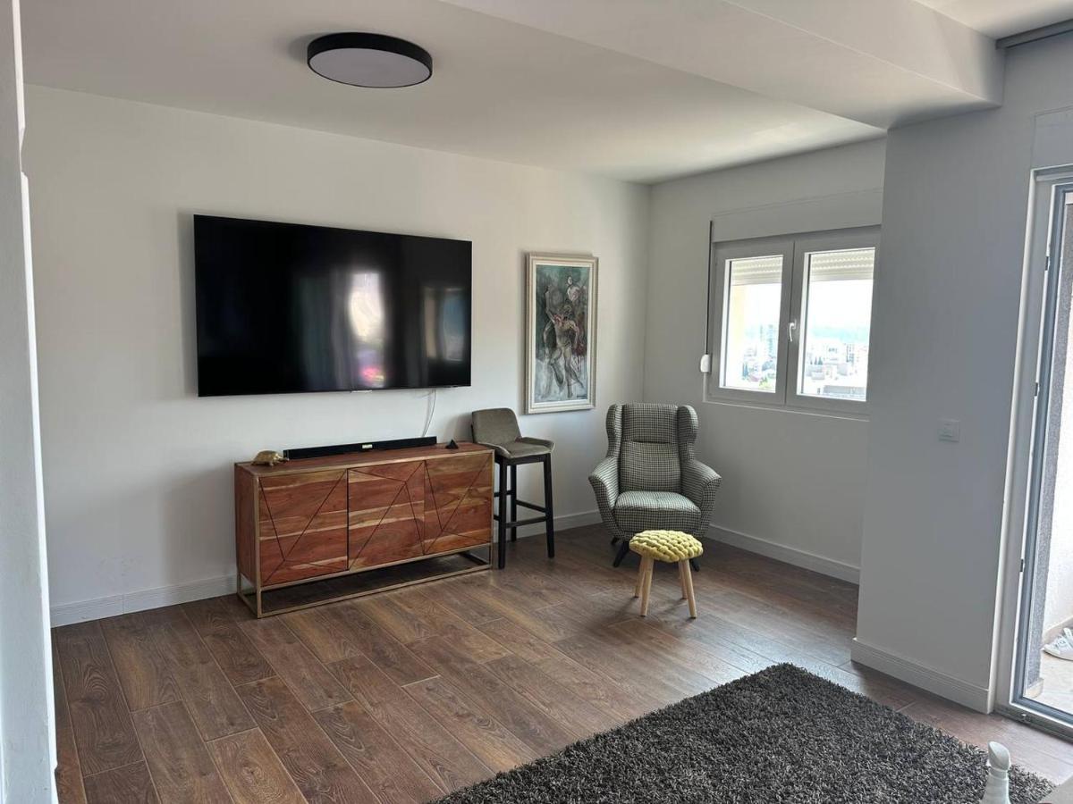 Penthouse Nikola Daire